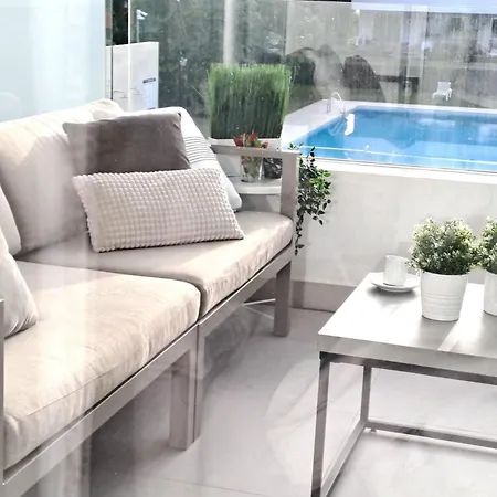 Noctua Luxury Belair 005 Apartment Estepona