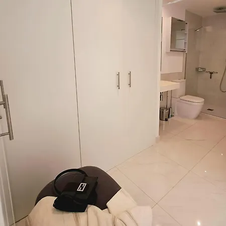 Noctua Luxury Belair 005 Apartment