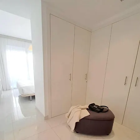 Noctua Luxury Belair 005 *